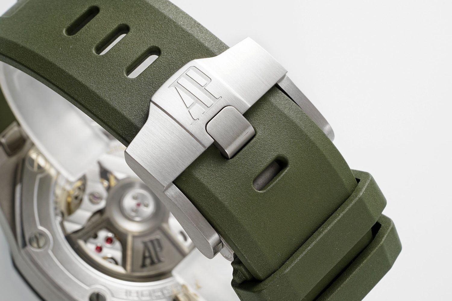 Royal Oak Offshore Diver 15720 Green Ceramic Bezel SS APF 1:1 Best Edition Green Dial on Green Rubber Strap A4308 - Image 6