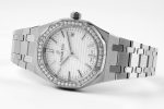 Lady Royal Oak 33mm SS 8F 1:1 Best Edition White Dial Diamonds Bezel on SS Bracelet Swiss Quartz Super Clone Watch - Image 3