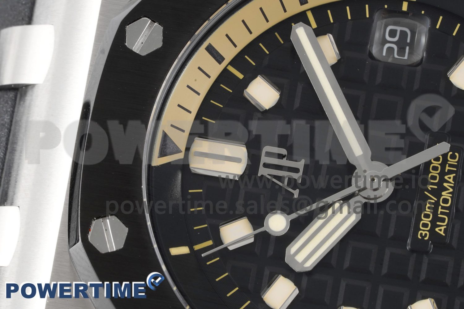 Royal Oak Offshore Diver 15720 Black Ceramic Bezel SS APF 1:1 Best Edition Black Dial on Black Rubber Strap A4308 - Image 4