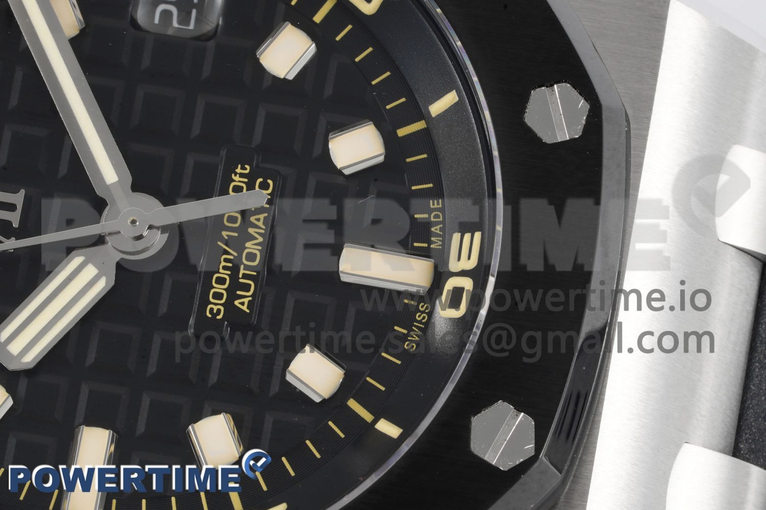 Royal Oak Offshore Diver 15720 Black Ceramic Bezel SS APF 1:1 Best Edition Black Dial on Black Rubber Strap A4308 - Image 5