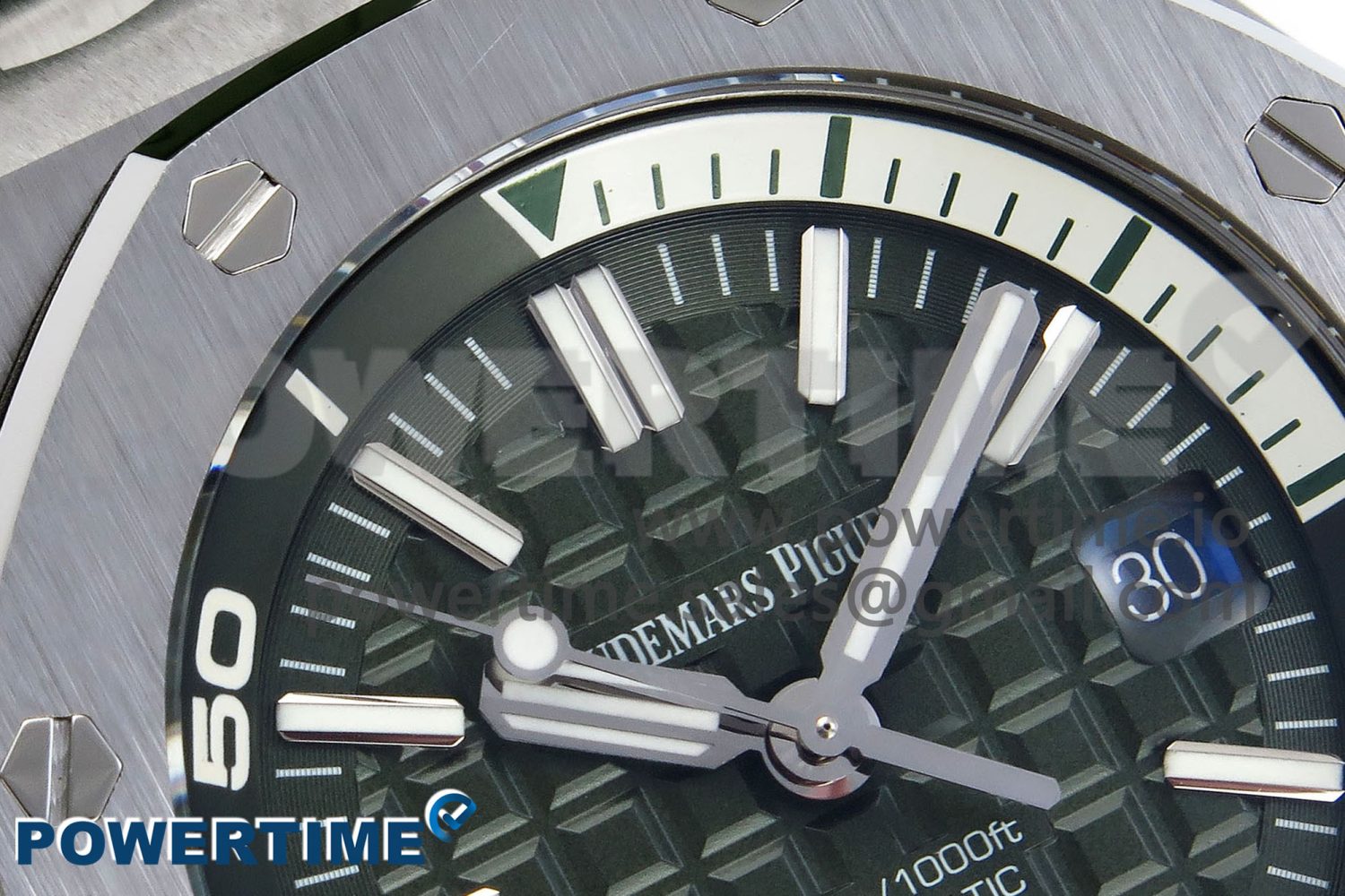 ROYAL OAK OFFSHORE DIVER 15710 IPF 1:1 BEST EDITION GREEN DIAL ON GREEN RUBBER STRAP SA3120 SUPER CLONE - Image 4