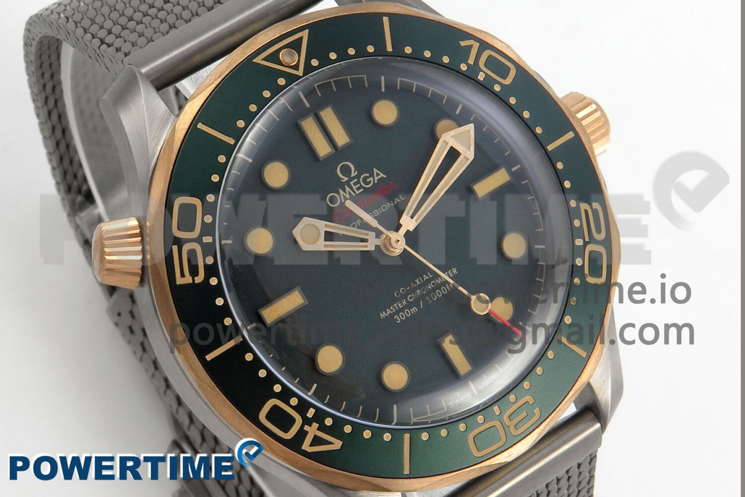 Seamaster 300M Diver Titanium/Bronze Gold VSF 1:1 Best Edition Green Dial on Titanium Mesh Bracelet A8806 - Image 2